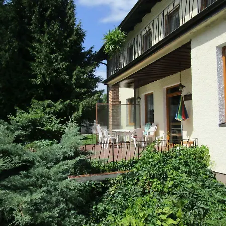 Dorfwirtshaus Rauch Gæstehus