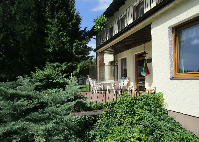 Dorfwirtshaus Rauch ゲストハウス