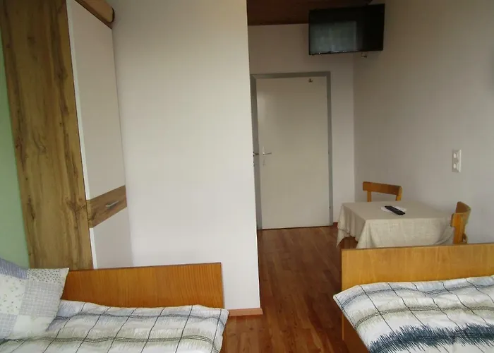 Dorfwirtshaus Rauch 3*