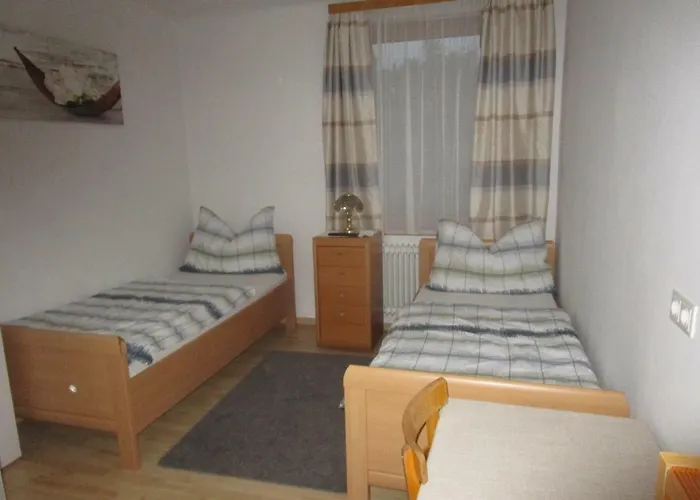 ゲストハウス Dorfwirtshaus Rauch